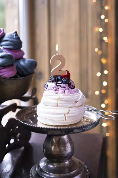 Sviečka na tortu číslo 2 rose gold