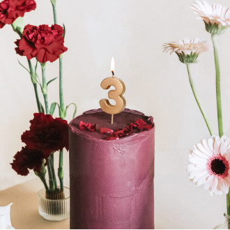 Sviečka na tortu číslo 3 zlatá