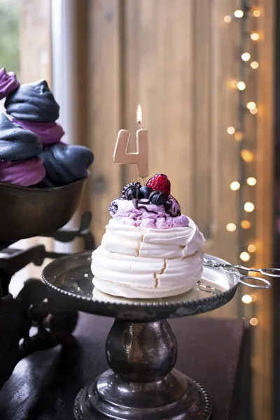 Sviečka na tortu číslo 4 ružovo zlatá