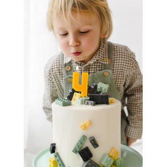 Svíčka na dort číslo 4 žlutá 6 cm