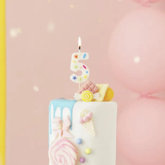 Sviečka na tortu číslo 5 biela s konfetami