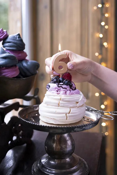 Sviečka na tortu číslo 6 rose gold