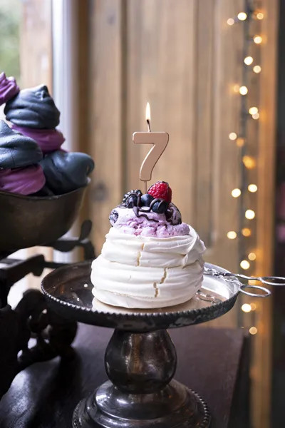 Sviečka na tortu číslo 7 rose gold