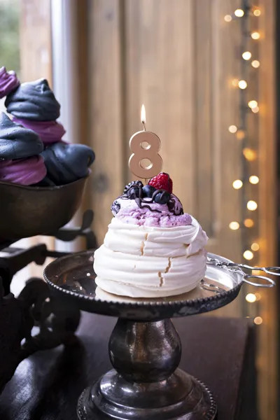 Sviečka na tortu číslo 8 rose gold