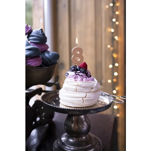 Rose gold 8-as szülinapi tortagyertya