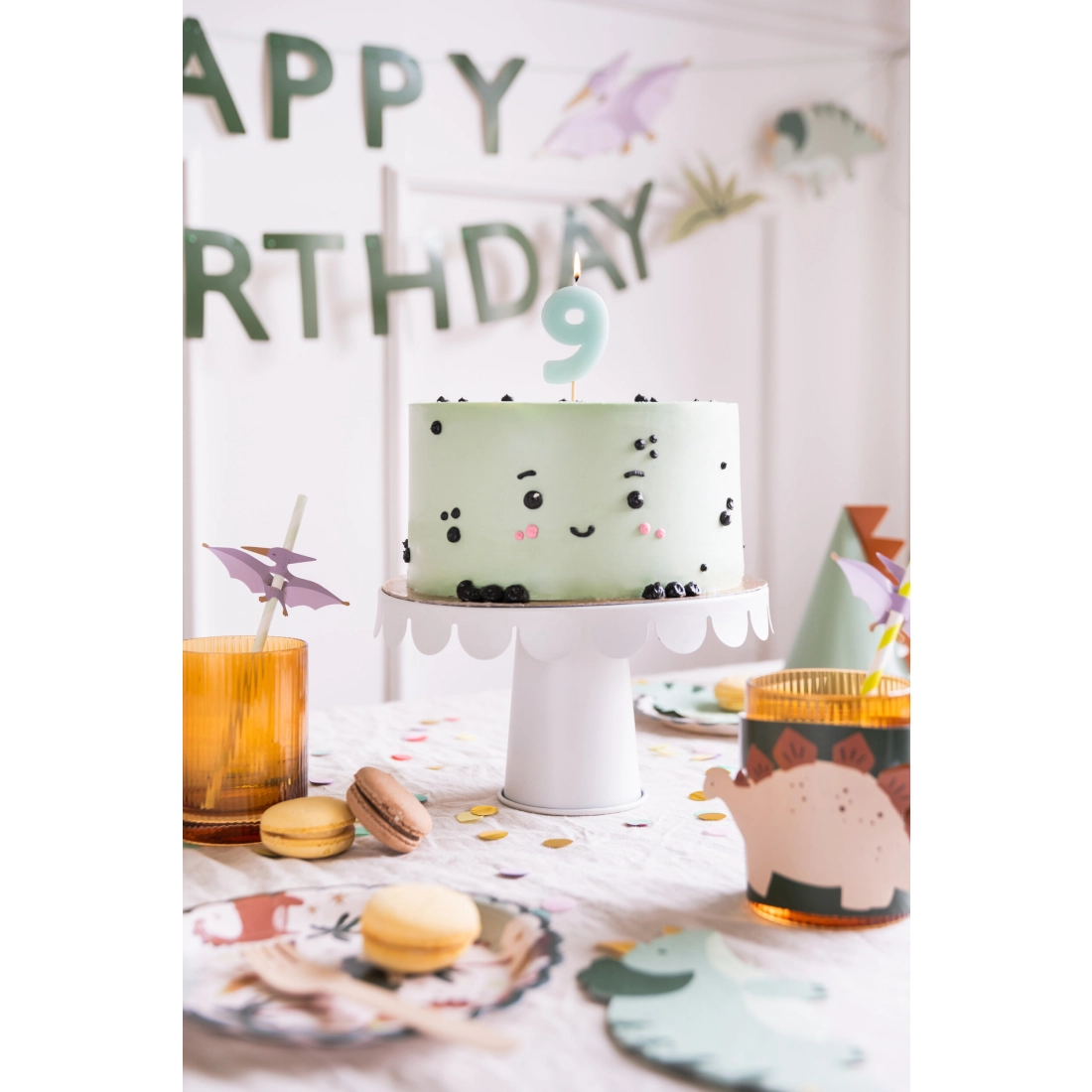 Világoskék tortagyertya 9-es szám