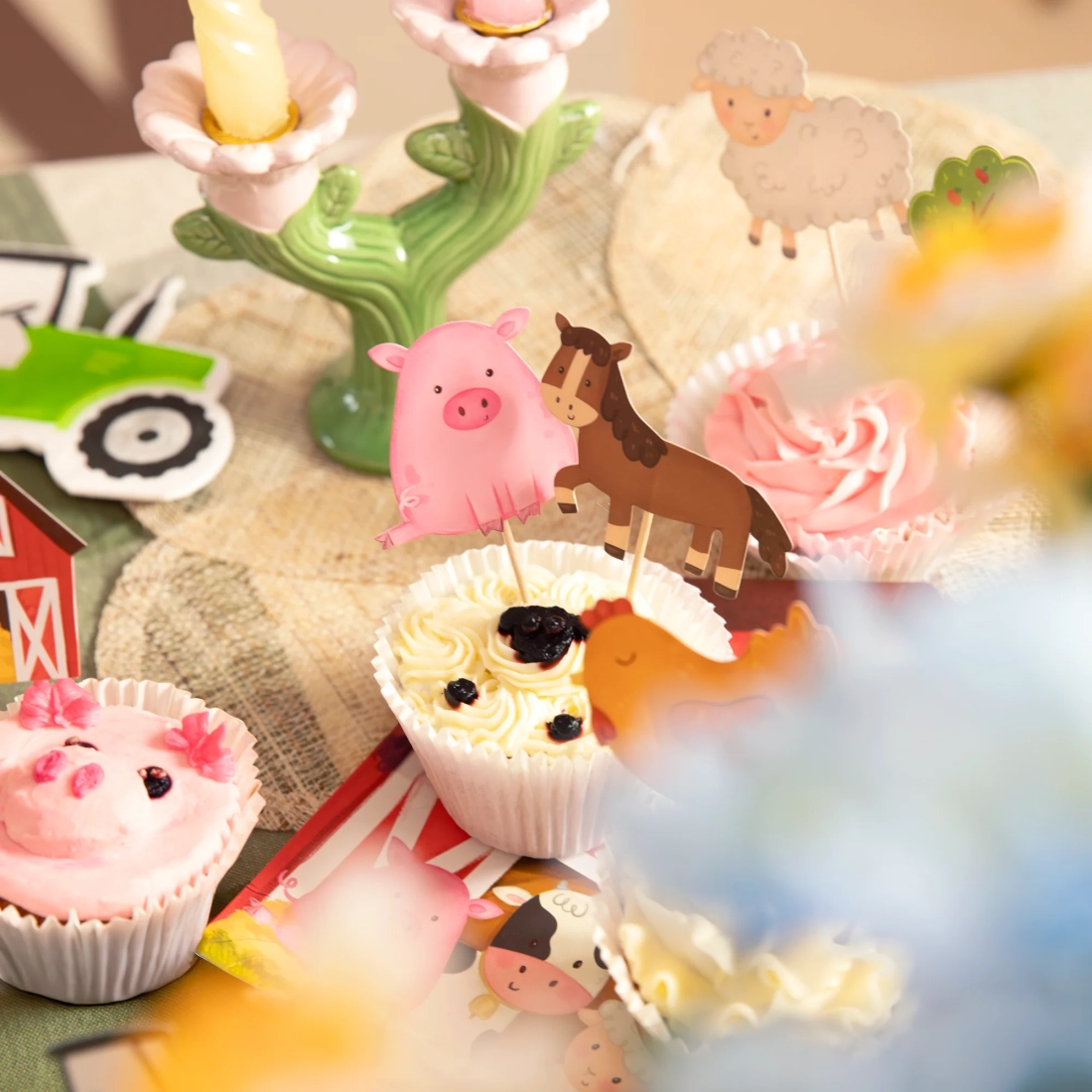 Leseni dekorativni topperji za torto farma, 9 kosov