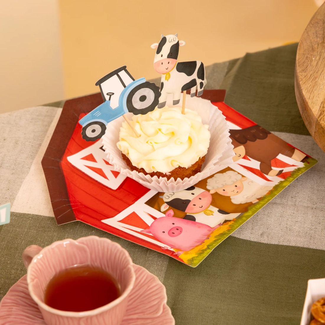 Leseni dekorativni topperji za torto farma, 9 kosov