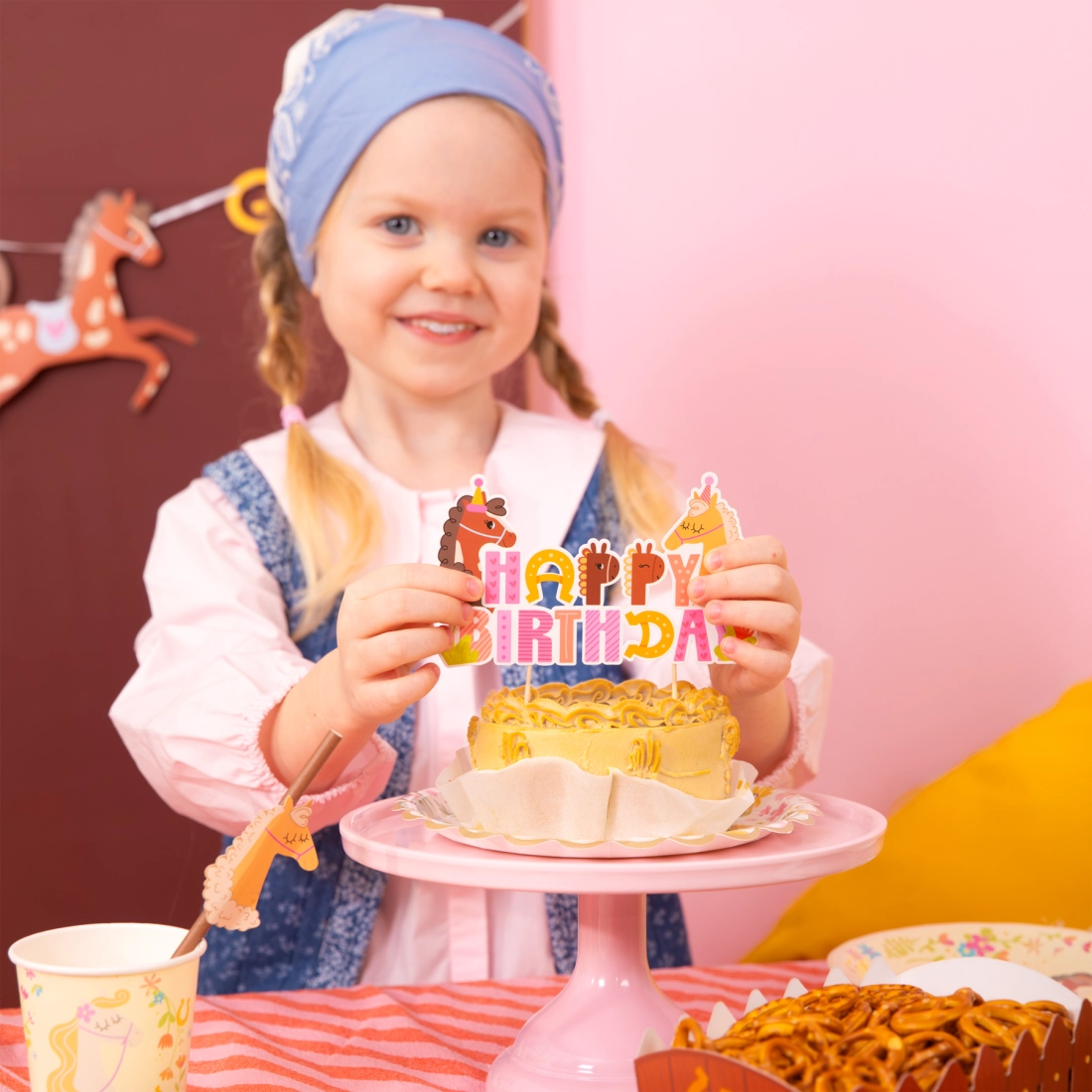 Tortadísz – Lovak, 1 db