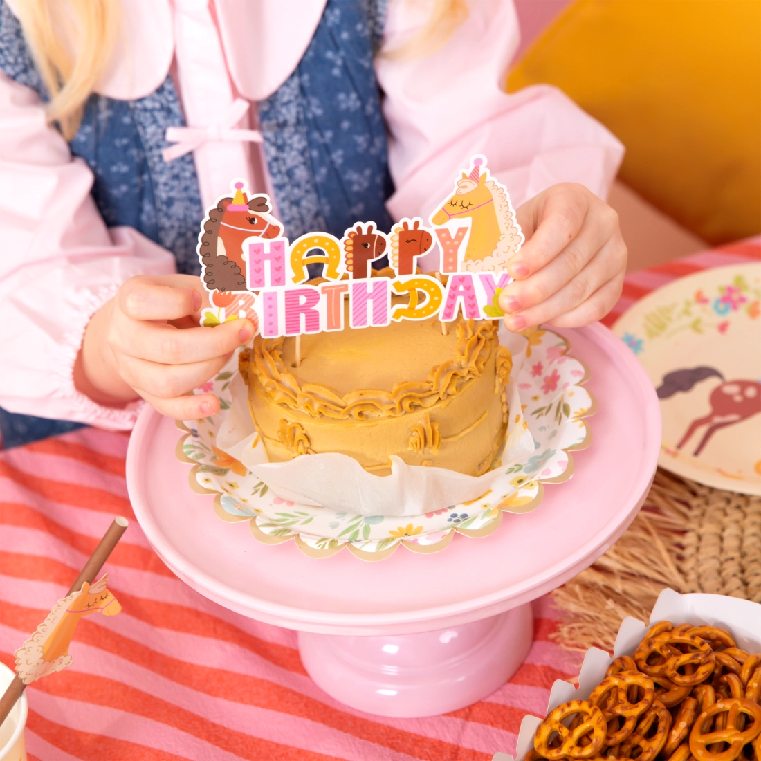 Tortadísz – Lovak, 1 db