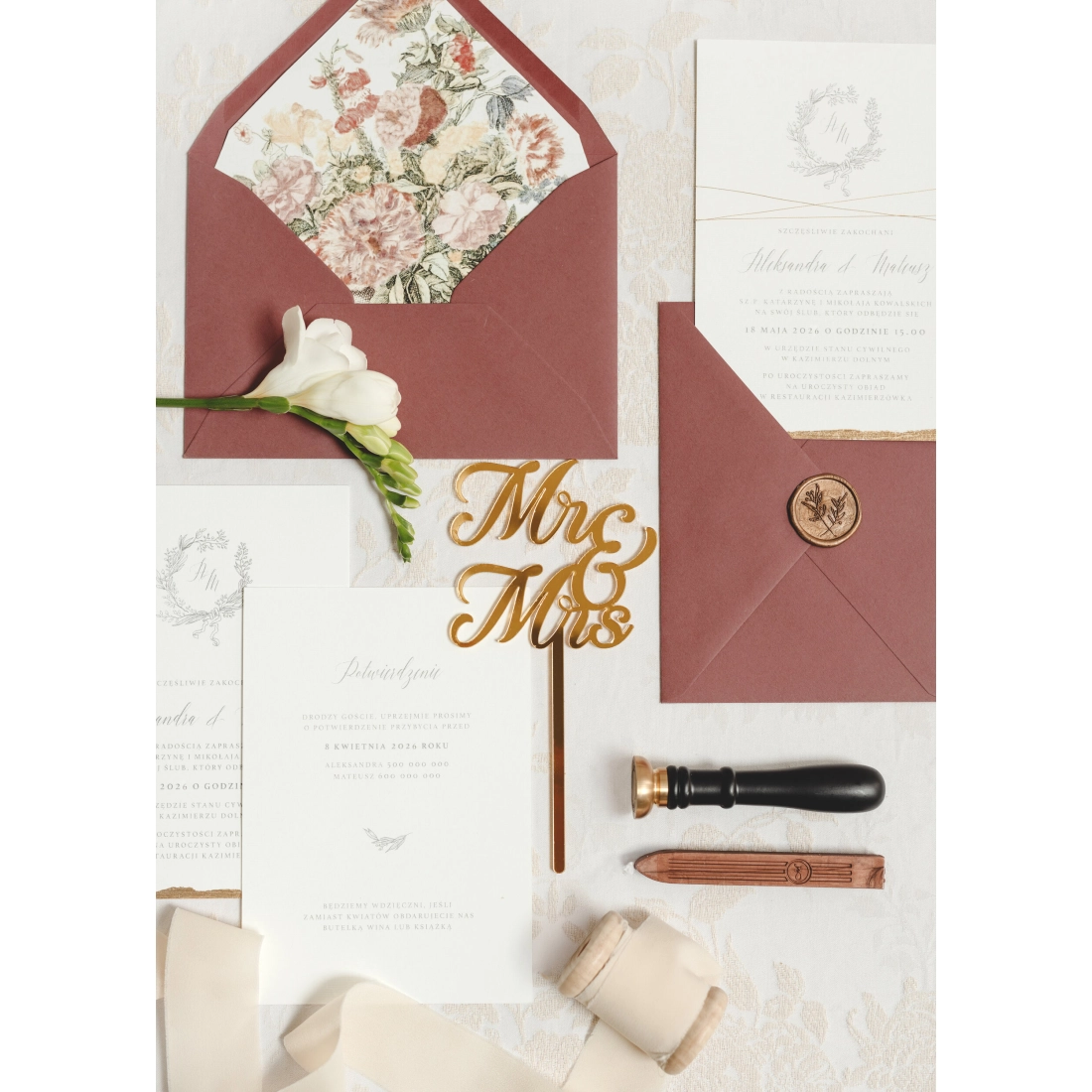 Topper per torta MR & MRS in acrilico dorato