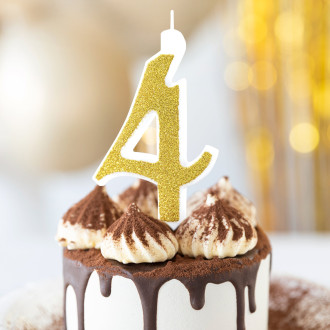 Nagy arany tortagyertya csillámokkal, 4-es szám