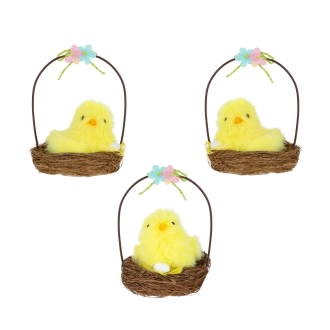 Veľkonočná dekorácia košíček so žltými kuriatkami