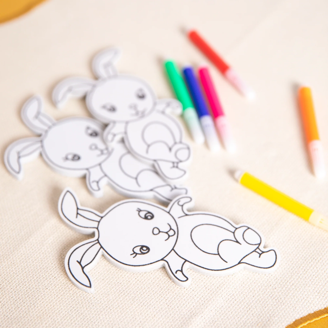 Decorațiune de Paște iepurași de pictat, set 3 buc.