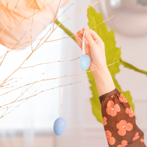 Veľkonočné závesné dekorácie vajíčka modré 12 ks