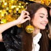 Závesná disco guľová dekorácia čierno zlatá 6 ks