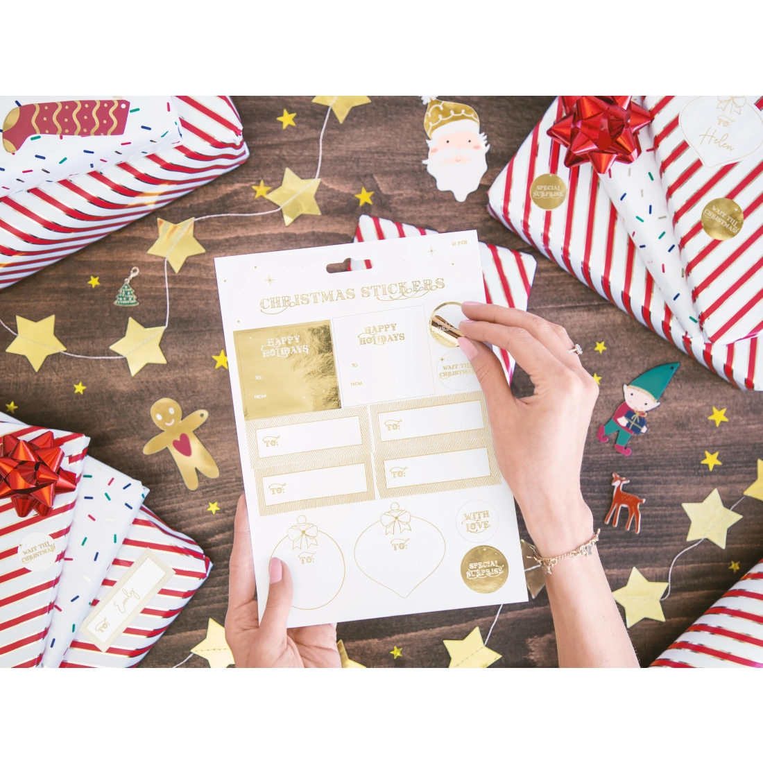 Függő girland arany csillagokkal 3,6 m – dekorfólia ünnepekre