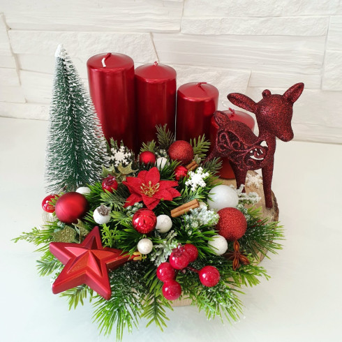 Adventný veniec na drevenom pláte - 24 cm