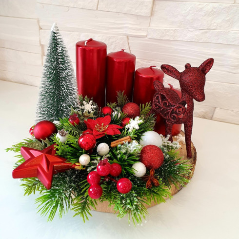 Adventný veniec na drevenom pláte - 24 cm