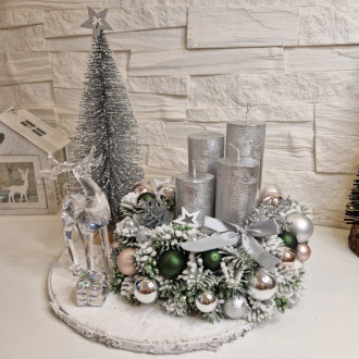 Adventný veniec s čírym sobom a LED stromčekom, strieborný  - 30 cm