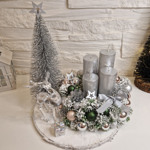 Adventní věnec s čirým sobem a LED stromkem, stříbrný - 30 cm