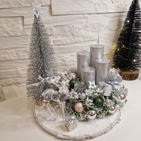 Adventní věnec s čirým sobem a LED stromkem, stříbrný - 30 cm