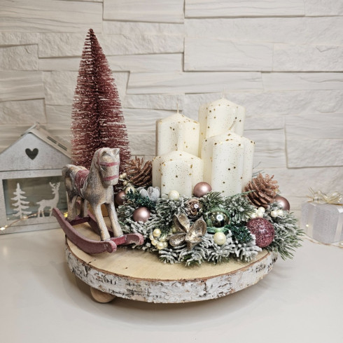 Adventný veniec s koníkom, ružový - 27 cm