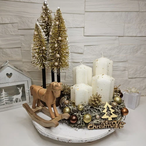 Adventní věnec s koněm, zlatý - 25 cm