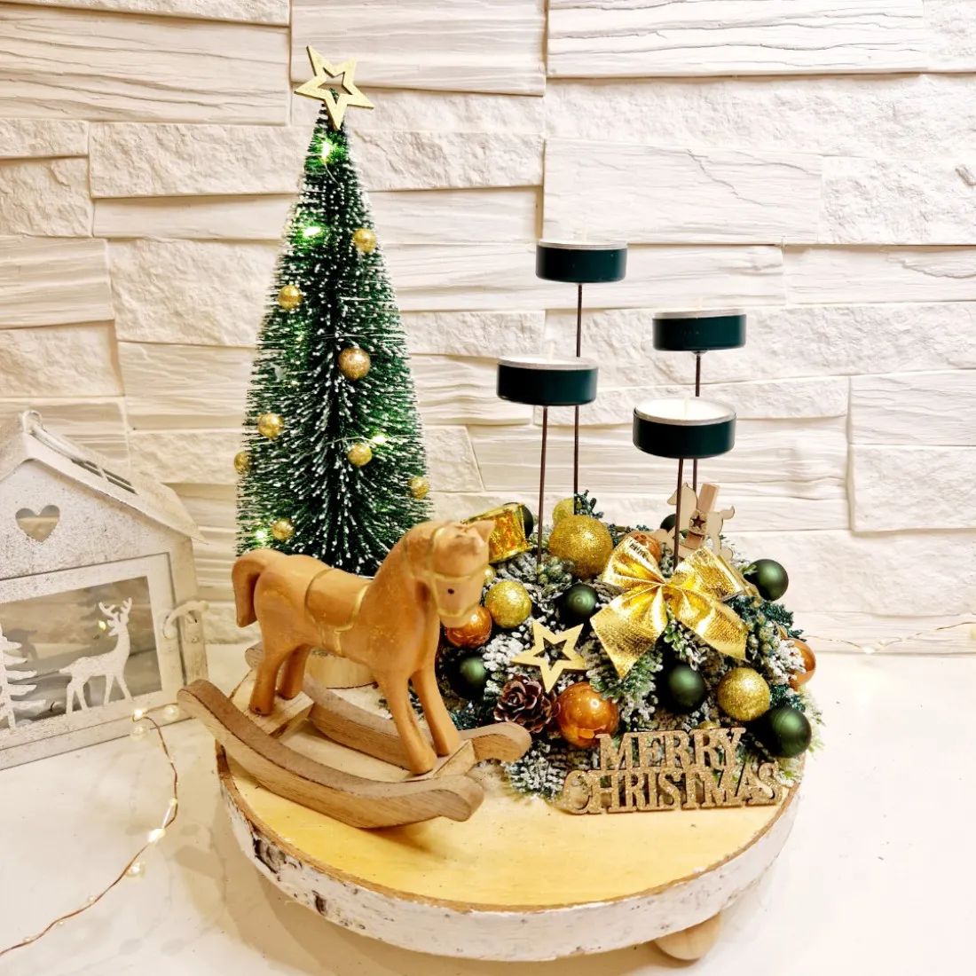 Adventný veniec s LED stromčekom - zelený 25 cm