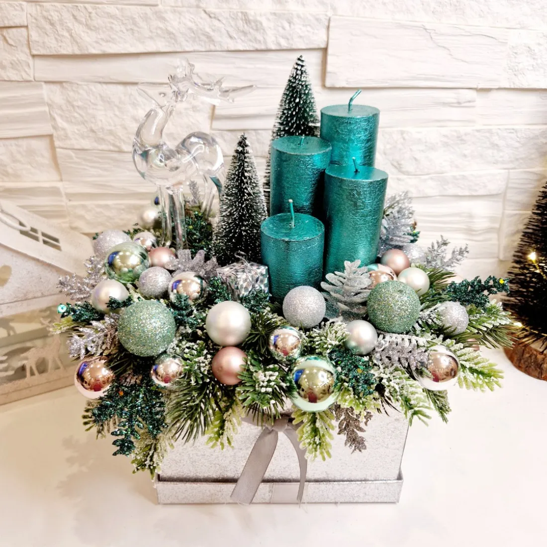 Adventní věnec v boxu - stříbrný