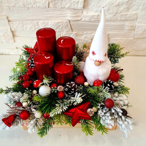 Adventný veniec v drevenej debničke - 24 x 22 cm