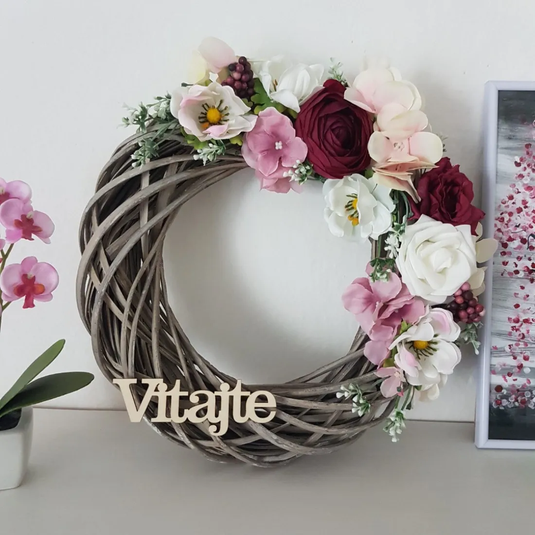 Celoroční květinový věnec na dveře - 30 cm