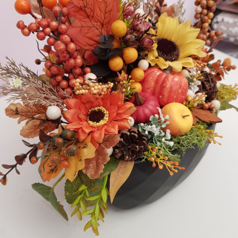 Jesenný aranžmán v keramickom kvetináči 