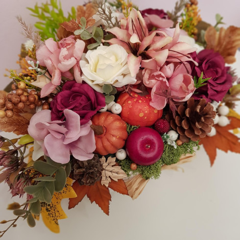 Jesenný aranžmán v košíku