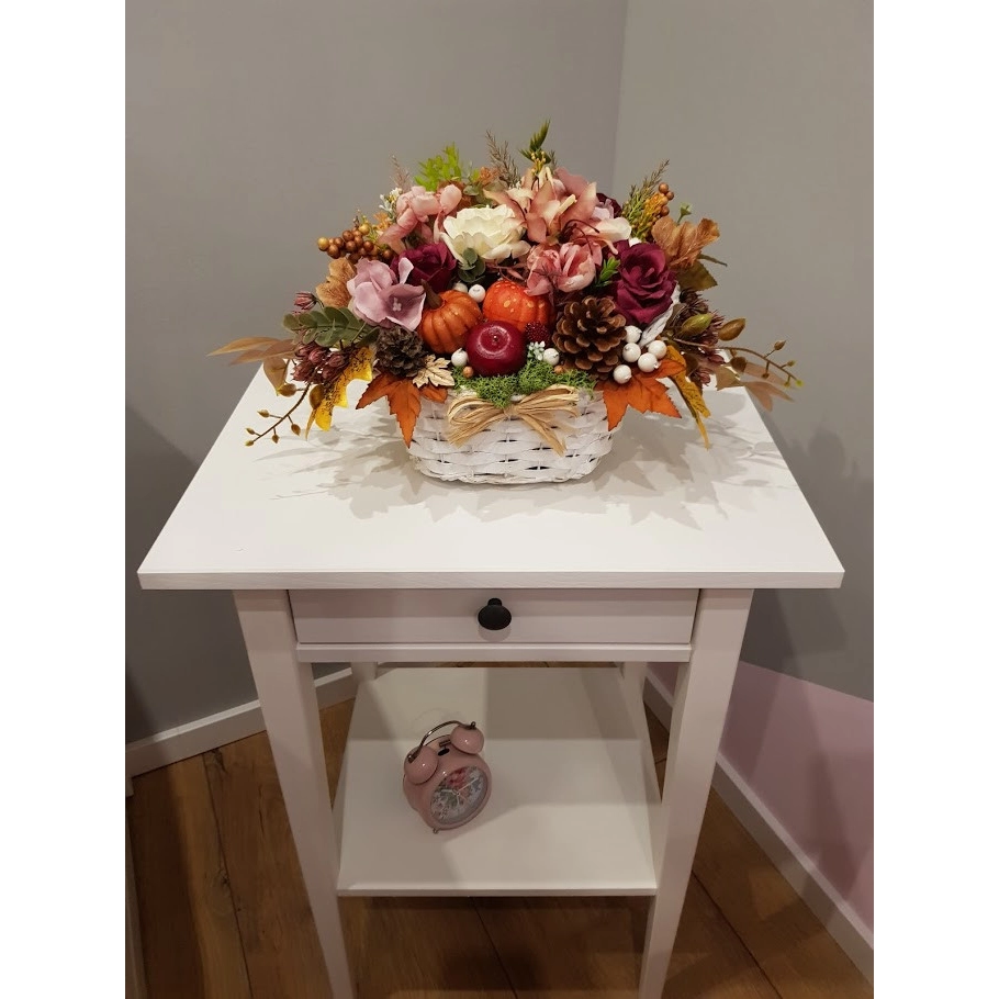 Jesenný aranžmán v košíku