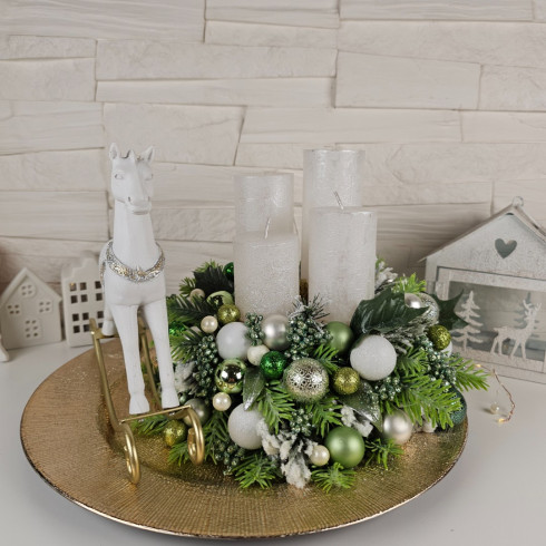 Luxusní adventní věnec s keramickým houpacím koníkem - zeleno zlatý