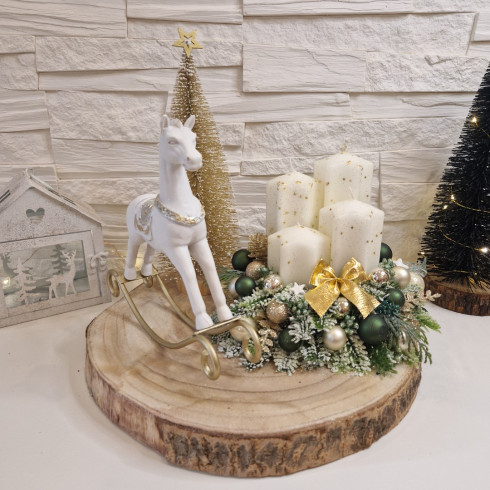 Luxusní adventní věnec s LED stromečkem, 30 cm