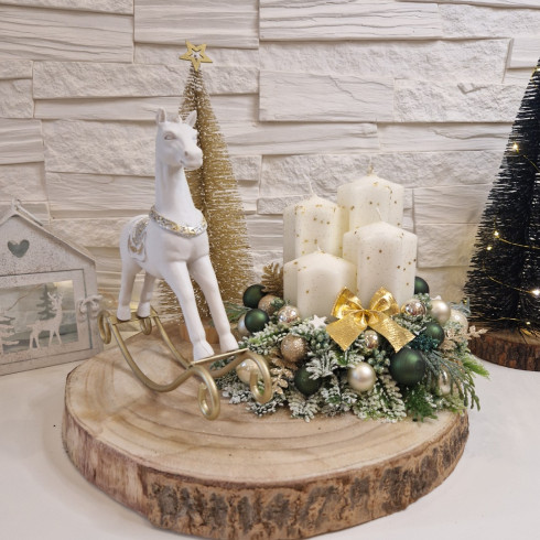 Luxusní adventní věnec s LED stromečkem, 30 cm