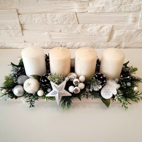 Vianočná dekorácia, adventná na drevenom podklade - biela 34 cm