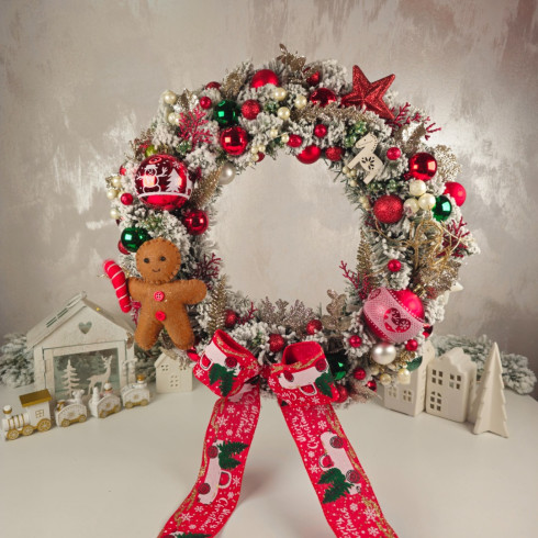 Vianočný veniec na dvere 40 cm - červený s perníkom