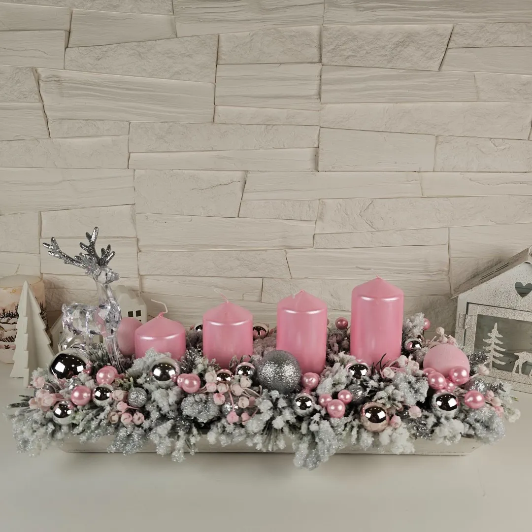 Vianočný veniec so sobom 39 cm - ružovo strieborný