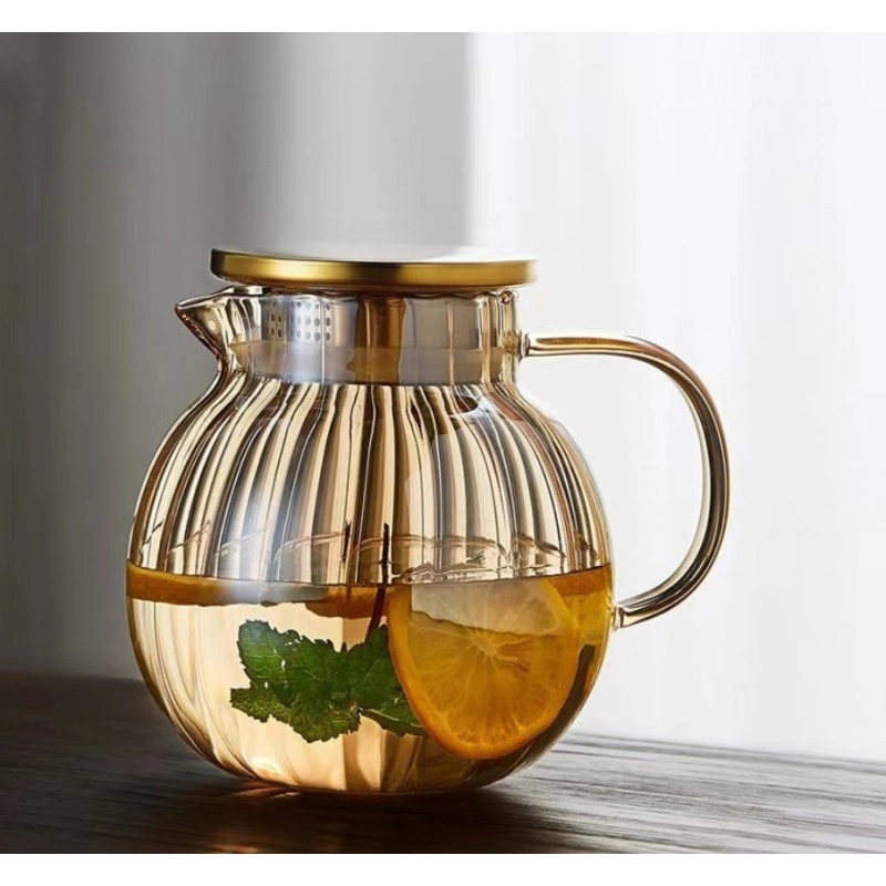 Jantárový džbán s vlnitými stenami - 1100 ml