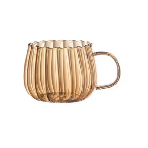 Jantárový pohár s vlnitými stenami - 350 ml