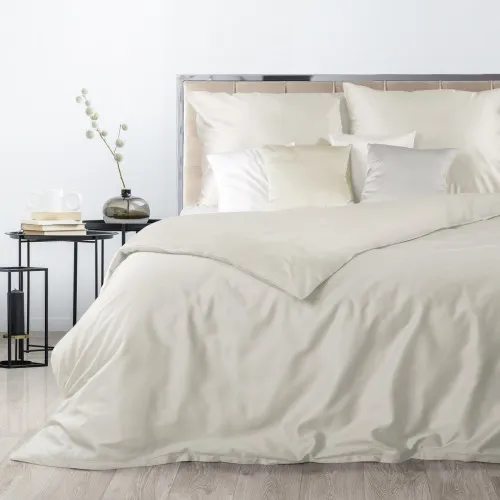 Jednofarebné posteľné obliečky Nova z bavlneného saténu 220x200 cm - krémové