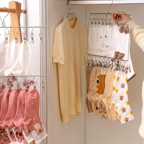 Kovový vešiak s 20 klipmi na spodnú bielizeň, ponožky a iné drobnosti