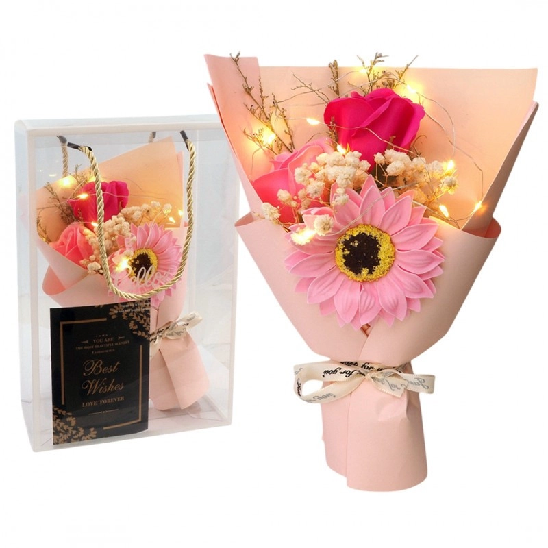 Kytice voňavých mýdlových květů v dárkové krabičce s LED světýlky