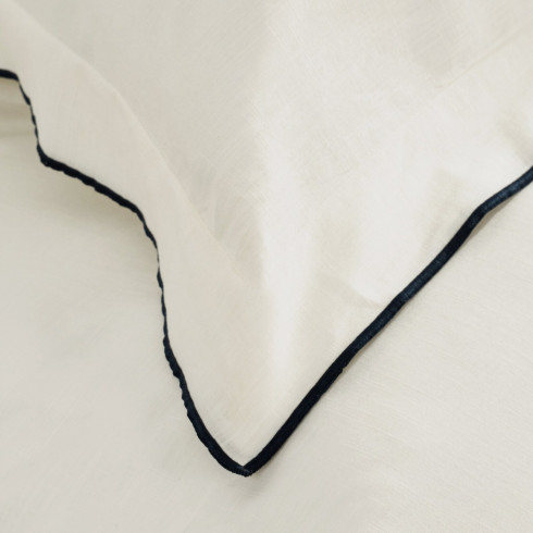 Posteľné obliečky Reina zdobené lemom z bavlny renforcé 220x200 cm 