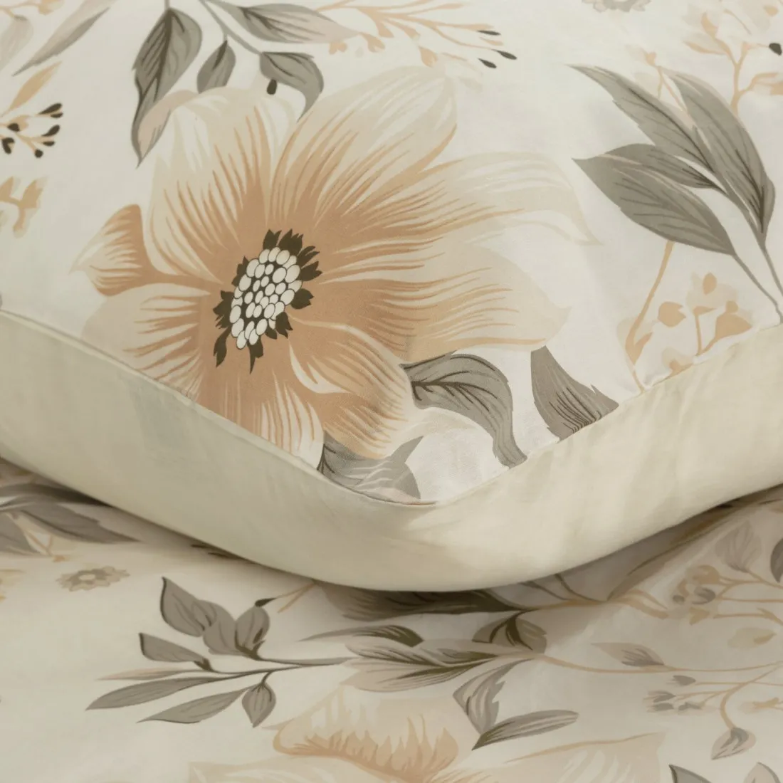 Posteľné obliečky Sonia s kvetinovým vzorom z bavlny renforcé 140x200 cm