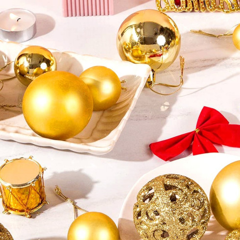 Sada zlatých vánočních koulí 100 ks – mix velikostí a povrchů