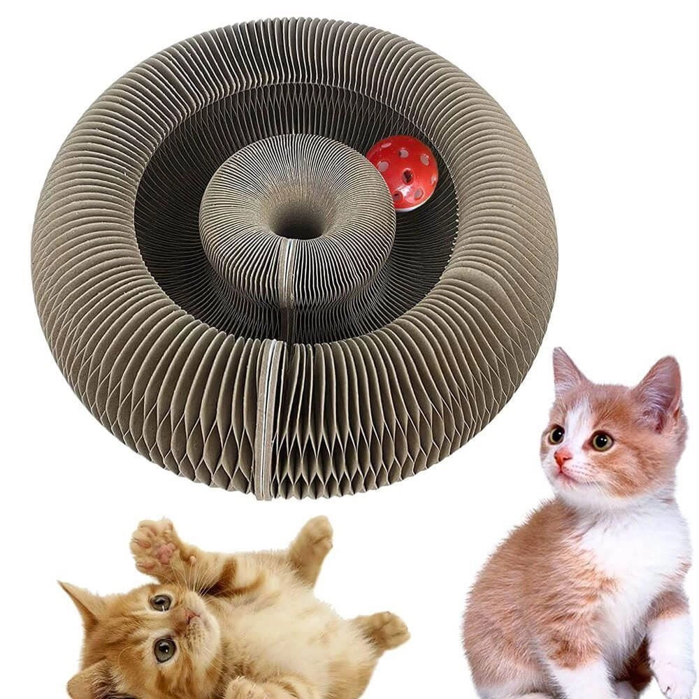 Škrabadlo s míčkem pro kočky